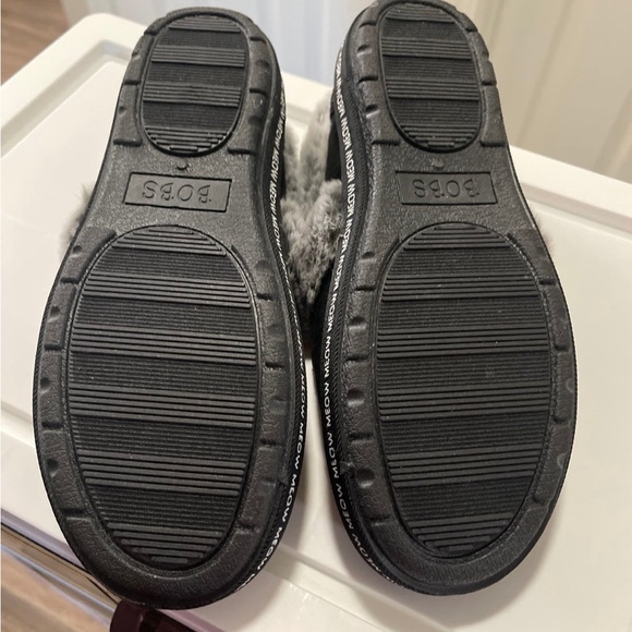Skechers BOBS Slip-Ins with Gray Fur - Picture 5 of 8
